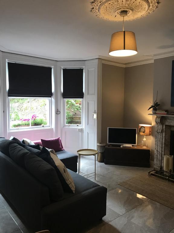 Claremount Apartment Брей Екстериор снимка
